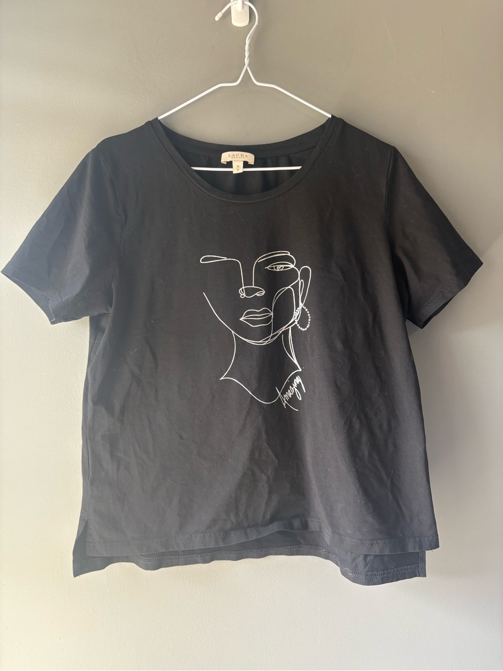 Laura Petites Black Abstract Face Graphic Tee Size M Minimalist Art - Picture 2 of 7